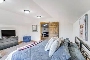 Spacious Afton Home: Patio, Grill & Mountain Views