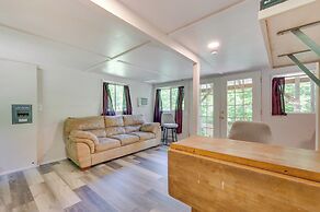 Secluded St Charles Cabin w/ Gas Grill + Fire Pit!