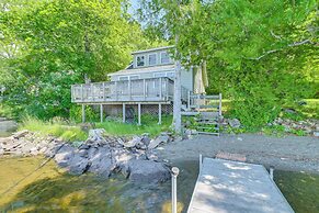 Picturesque Lakefront Cabin in Whiting, Maine!