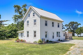 Maryland Retreat: Walk to Bay, Beach & Boat Ramp!