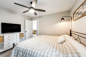 Brand-new Perry House w/ Kayaks & Lake Access