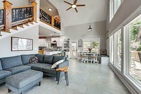 Brand-new Perry House w/ Kayaks & Lake Access