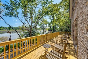 Brand-new Perry House w/ Kayaks & Lake Access