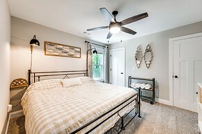 Brand-new Perry House w/ Kayaks & Lake Access