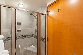 Makena Surf, #g-103 2 Bedroom Condo by RedAwning