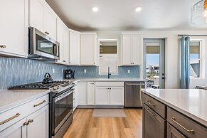 Desert Beach Retreat 3 Bedroom Condo