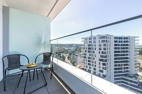 Gdynia Apartment By the Bay by Renters