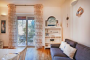 Cozy Lighthouse Apartment