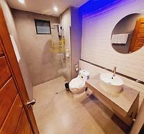 Capital O 75512 Loft Residence