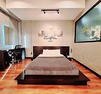 Capital O 75512 Loft Residence
