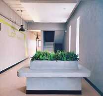 Capital O 75512 Loft Residence