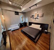 Capital O 75512 Loft Residence