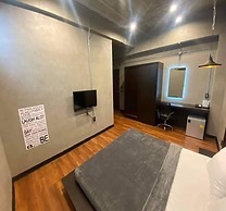 Capital O 75512 Loft Residence