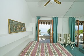 Il Melagrano A8 by Wonderful Italy