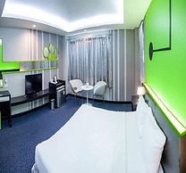 Capital O 75514 Vasidtee City Hotel