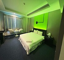 Capital O 75514 Vasidtee City Hotel