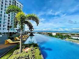 Mactan Newtown Beachfront Condo