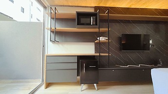 Setai Yacht Garden - By Almare Flats