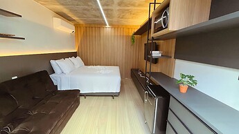 Setai Yacht Garden - By Almare Flats