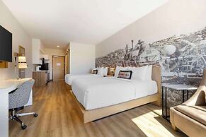 Cambria Hotel El Centro - Imperial