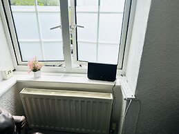 Bromley Bliss Apartment Getaway