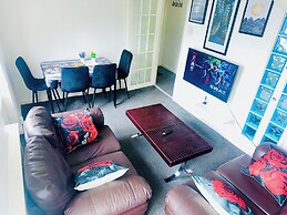 Bromley Bliss Apartment Getaway