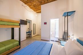 Via Milano Central Station Apartment