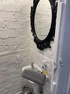 Traditional Elegant Spacious English Home, 4bdr