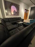 Mia Posada Copacabana