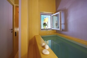 Caldera's Bliss Suites