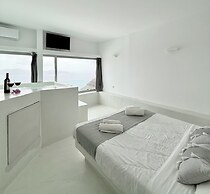 Caldera's Bliss Suites