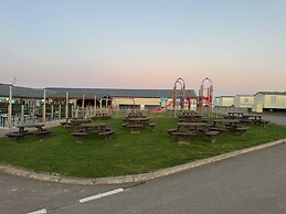 Seaside Bliss Retreat in Heart of Isle of Sheppy