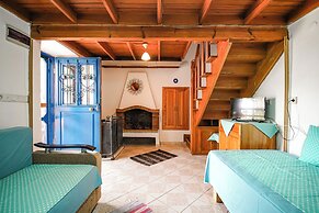 MADAM AFRODİT KONUKEVİ