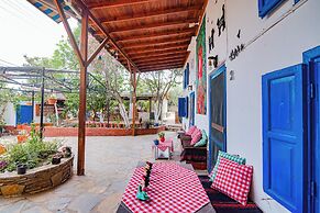 MADAM AFRODİT KONUKEVİ