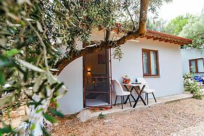 MADAM AFRODİT KONUKEVİ