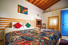 MADAM AFRODİT KONUKEVİ