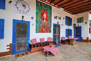 MADAM AFRODİT KONUKEVİ