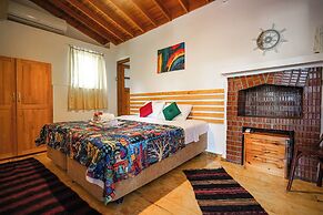 MADAM AFRODİT KONUKEVİ