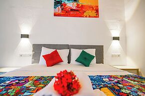 MADAM AFRODİT KONUKEVİ