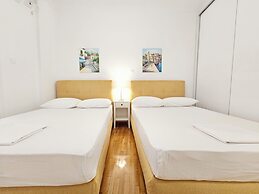 Athens Divas One Paradise