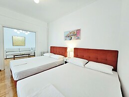 Athens Divas One Paradise