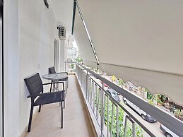 Athens Divas One Paradise