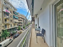 Athens Divas One Paradise