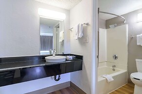 Studio 6 Hayward, Ca – Silicon Valley Gateway