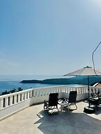 Budva Felix Suits