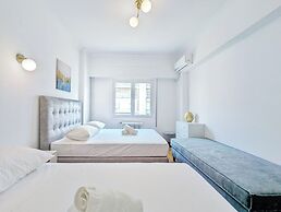 Athens Divas Velvet Gold Suites