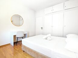 Athens Divas Velvet Gold Suites