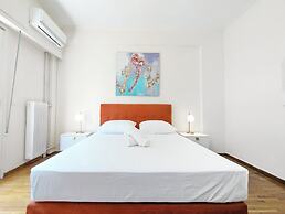 Athens Divas Velvet Gold Suites