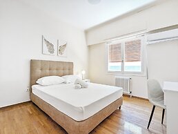 Athens Divas Velvet Gold Suites