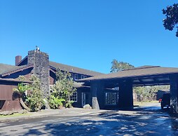 Hawaii Volcano House